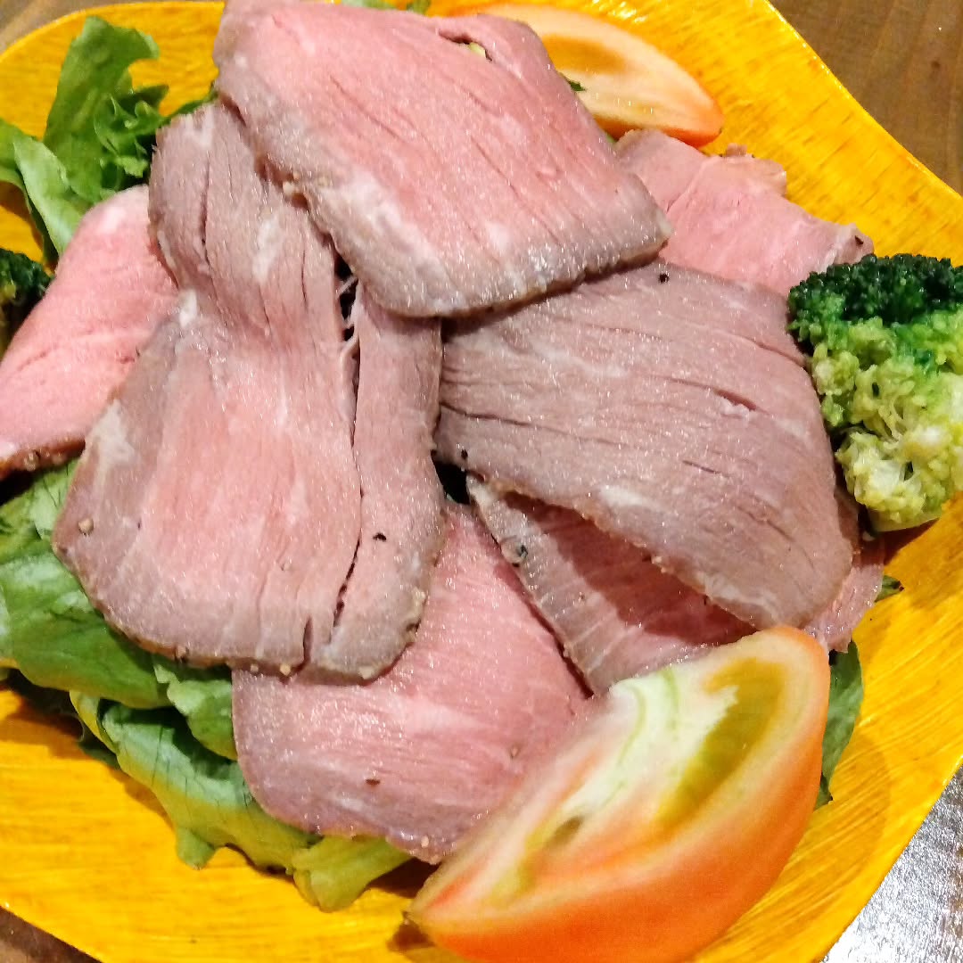 千葉市のダイニングバーNOTEです