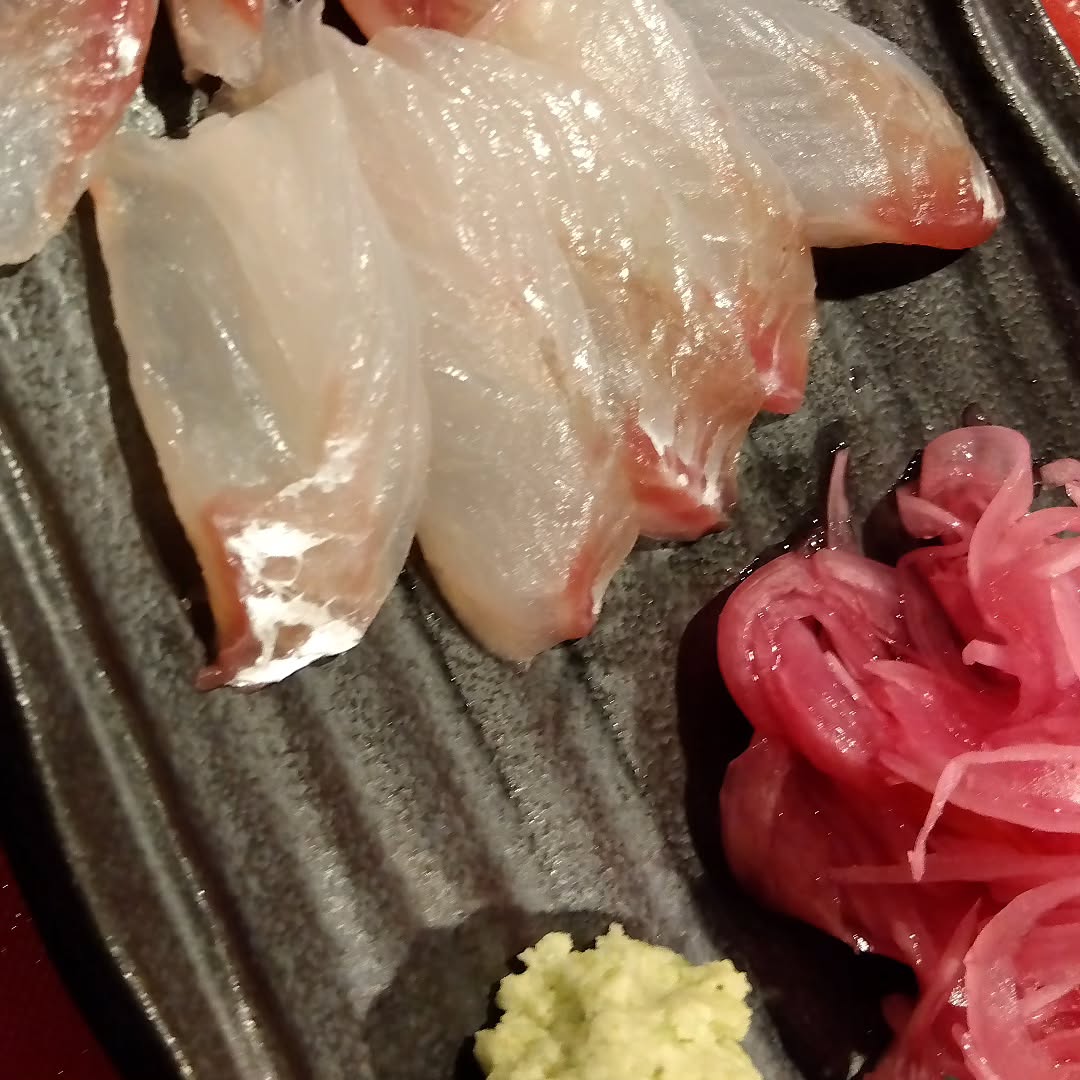 千葉市のダイニングバーNOTEです